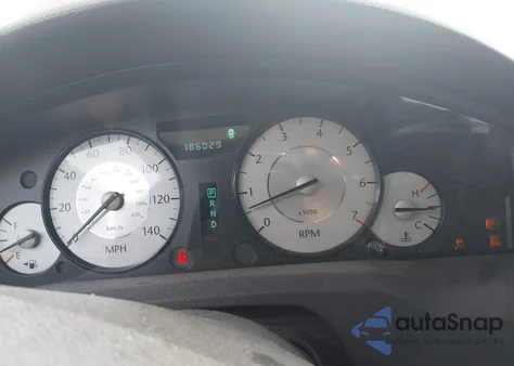 2010 Chrysler 300 Touring/Signature Series from USA, damaged, VIN 2C3CK5CV2AH109007